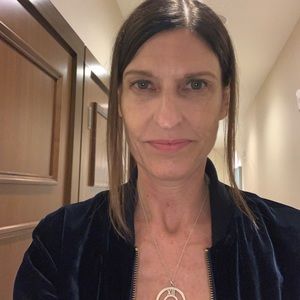 Meet your Posher, Cynthia